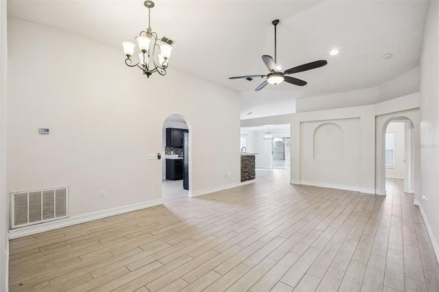 1612 MUIR CIRCLE, Clermont, FL 34711