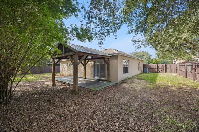 1612 MUIR CIRCLE, Clermont, FL 34711
