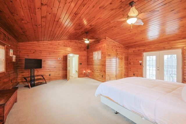 45 Greenfield Rd, Westport, MA 02790