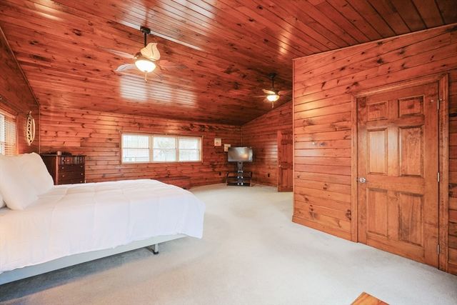 45 Greenfield Rd, Westport, MA 02790