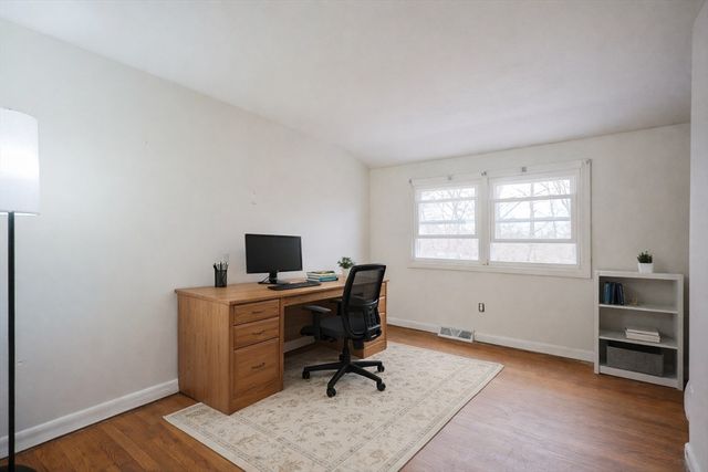 45 Greenfield Rd, Westport, MA 02790