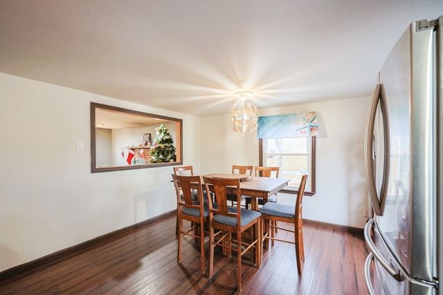 45 Greenfield Rd, Westport, MA 02790