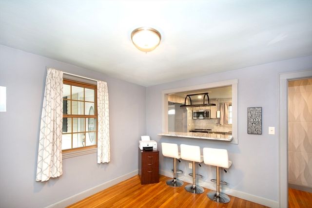 214 Mechanic St, Foxboro, MA 02035