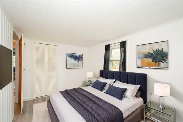 214 Mechanic St, Foxboro, MA 02035