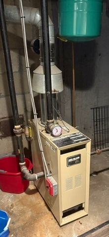 214 Mechanic St, Foxboro, MA 02035