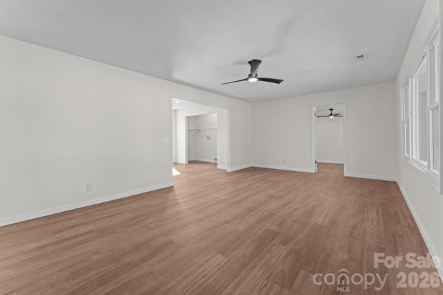 83 Hillside Street, Franklin, NC 28734