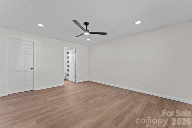 83 Hillside Street, Franklin, NC 28734