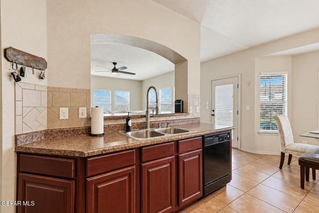 12247 BRANELL Lane, El Paso, TX 79928