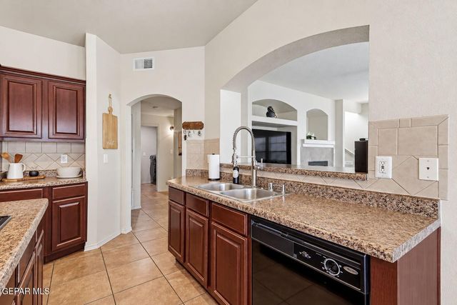 12247 BRANELL Lane, El Paso, TX 79928