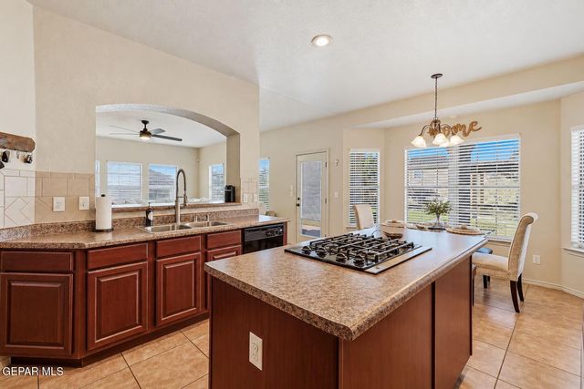 12247 BRANELL Lane, El Paso, TX 79928