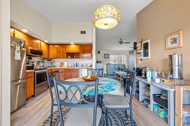 9979 88TH WAY, Seminole, FL 33777