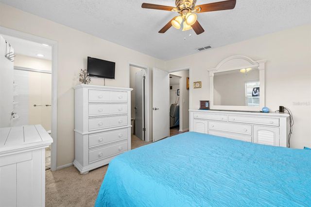 9979 88TH WAY, Seminole, FL 33777