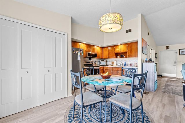 9979 88TH WAY, Seminole, FL 33777