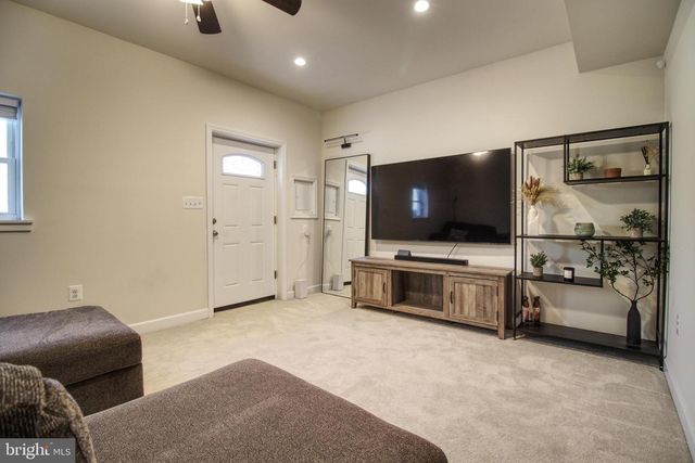 82 LITTLE CREEK LN, La Plata, MD 20646