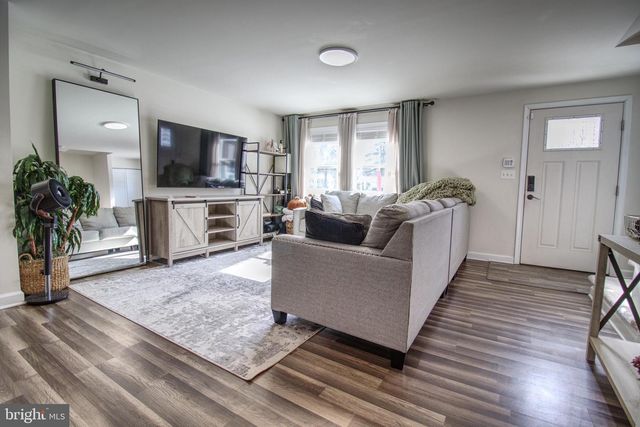 82 LITTLE CREEK LN, La Plata, MD 20646