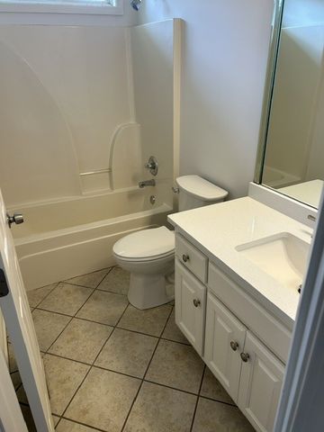 659 Lilycrest Dr, Gallatin, TN 37066