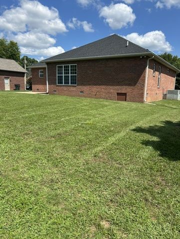 659 Lilycrest Dr, Gallatin, TN 37066