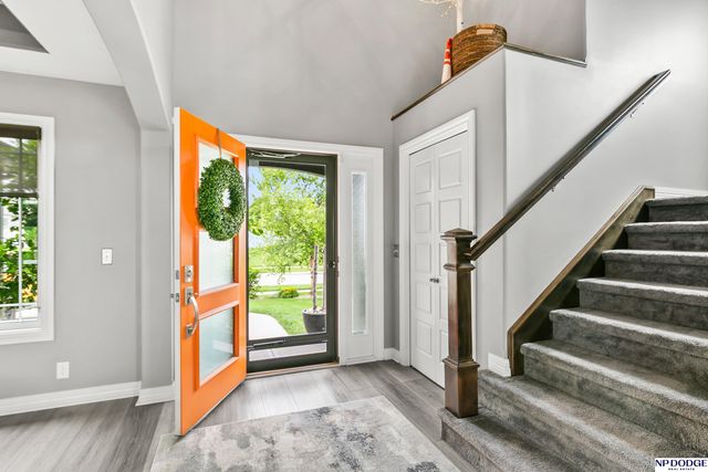 12007 Longshore Avenue, Papillion, NE 68046