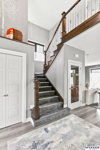 12007 Longshore Avenue, Papillion, NE 68046