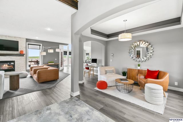 12007 Longshore Avenue, Papillion, NE 68046