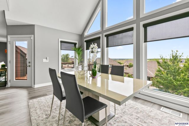 12007 Longshore Avenue, Papillion, NE 68046