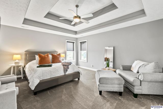 12007 Longshore Avenue, Papillion, NE 68046