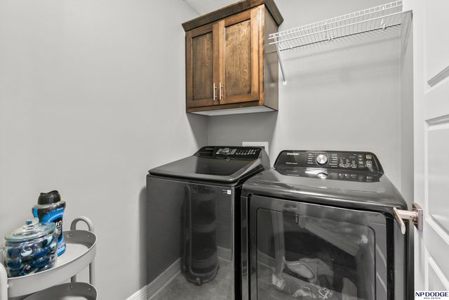 12007 Longshore Avenue, Papillion, NE 68046