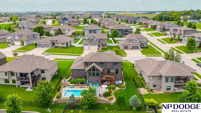 12007 Longshore Avenue, Papillion, NE 68046