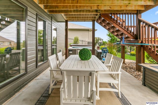 12007 Longshore Avenue, Papillion, NE 68046
