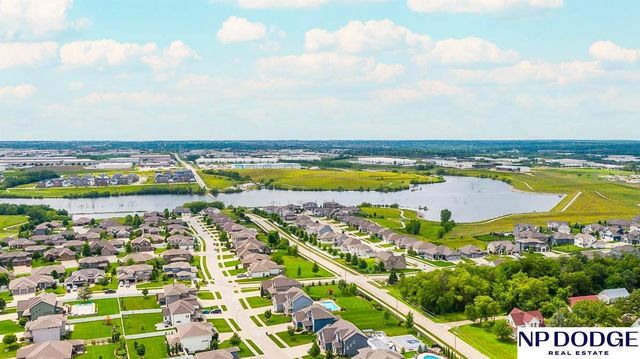 12007 Longshore Avenue, Papillion, NE 68046