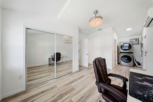 1565 CONNECTICUT AVENUE NE, St Petersburg, FL 33703