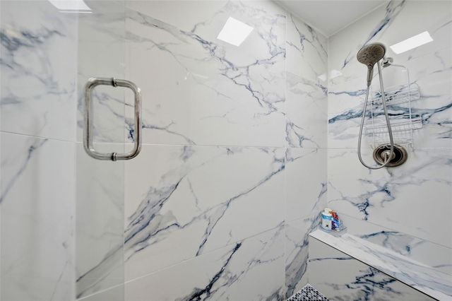 1565 CONNECTICUT AVENUE NE, St Petersburg, FL 33703