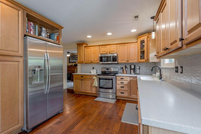 1602 BIRMINGHAM CT, Columbia, MO 65203