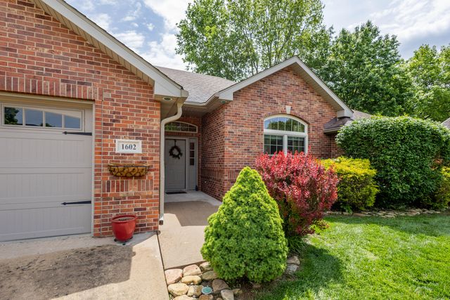 1602 BIRMINGHAM CT, Columbia, MO 65203