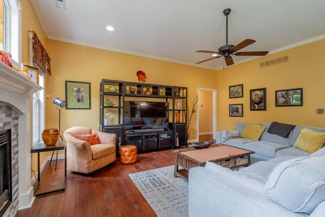 1602 BIRMINGHAM CT, Columbia, MO 65203