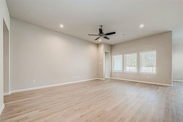 3919 Sugardale Street, Baytown, TX 77521