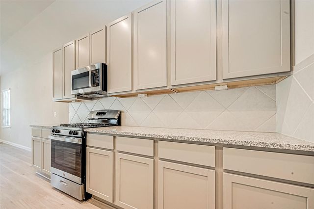 3919 Sugardale Street, Baytown, TX 77521