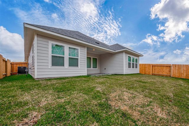 3919 Sugardale Street, Baytown, TX 77521
