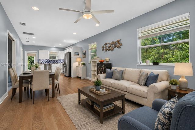 12323 N 150th Court N, Jupiter, FL 33478
