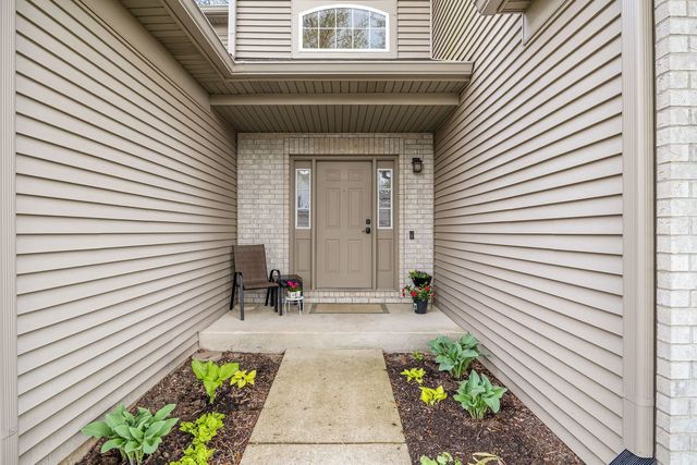 2833 Granite Court, Crystal Lake, IL 60012