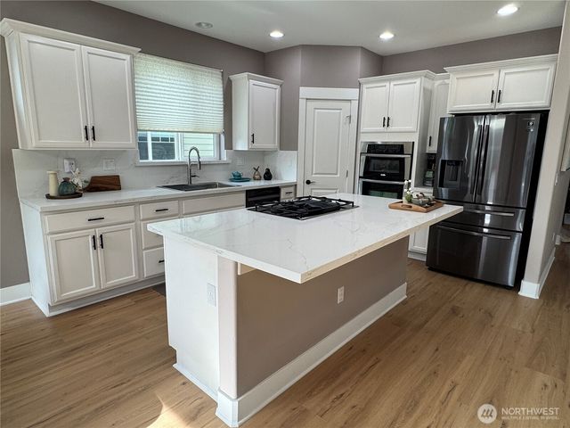20507 9th Avenue W, Lynnwood, WA 98036