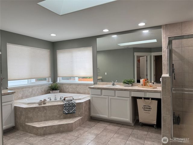 20507 9th Avenue W, Lynnwood, WA 98036