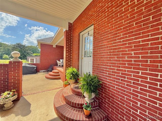 1825 Moores Ferry Road, Selma, AL 36701