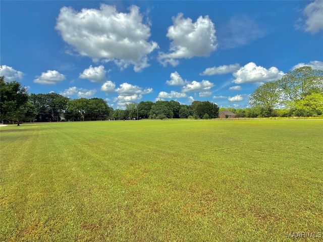 1825 Moores Ferry Road, Selma, AL 36701