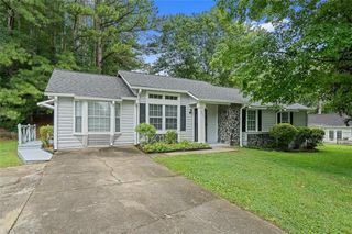 3897 Ester SW Drive, Atlanta, GA 30331
