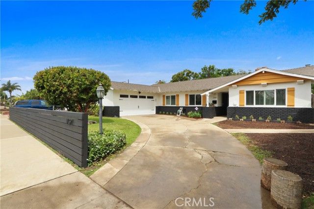 17391 Roseleaf, Tustin, CA 92780