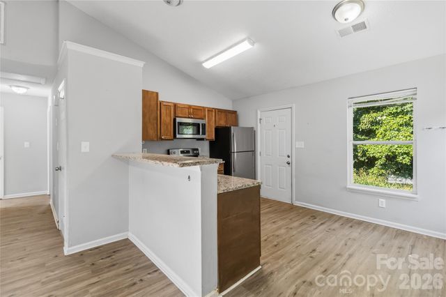 6421 Elgywood Lane, Charlotte, NC 28213