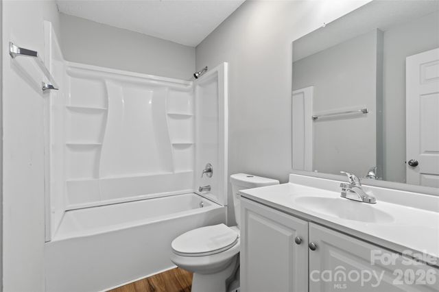 6421 Elgywood Lane, Charlotte, NC 28213