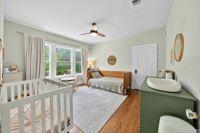 310 Pershing, San Antonio, TX 78209