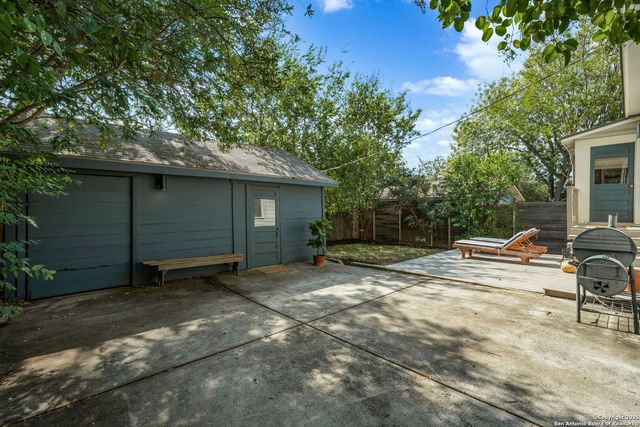 310 Pershing, San Antonio, TX 78209